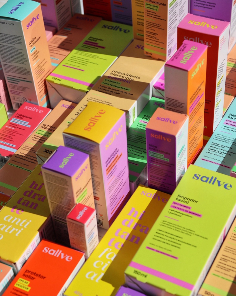 família completa, embalagens fechadas nas caixas